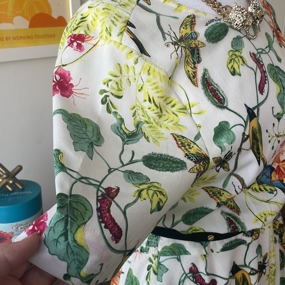 Essentiel Antwerp Botanical Dress with medi sleeves - Picture 5 of 10